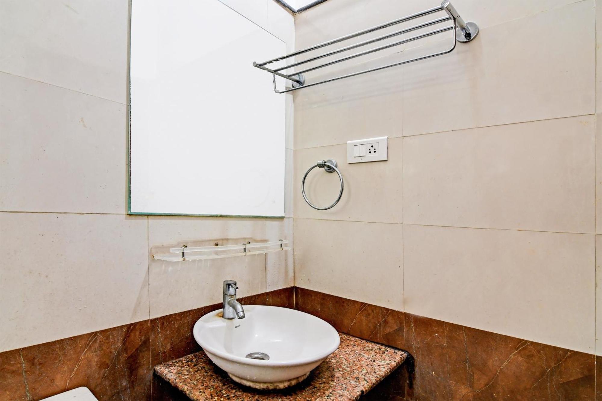 Hotel O Home Bm-X Khandagiri Ngoại thất bức ảnh